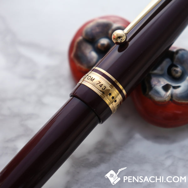 PILOT Custom 743 Fountain Pen - Deep Red