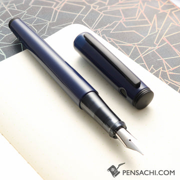 PILOT Lightive Fountain Pen - Active Navy - PenSachi Japanese Limited Fountain Pen