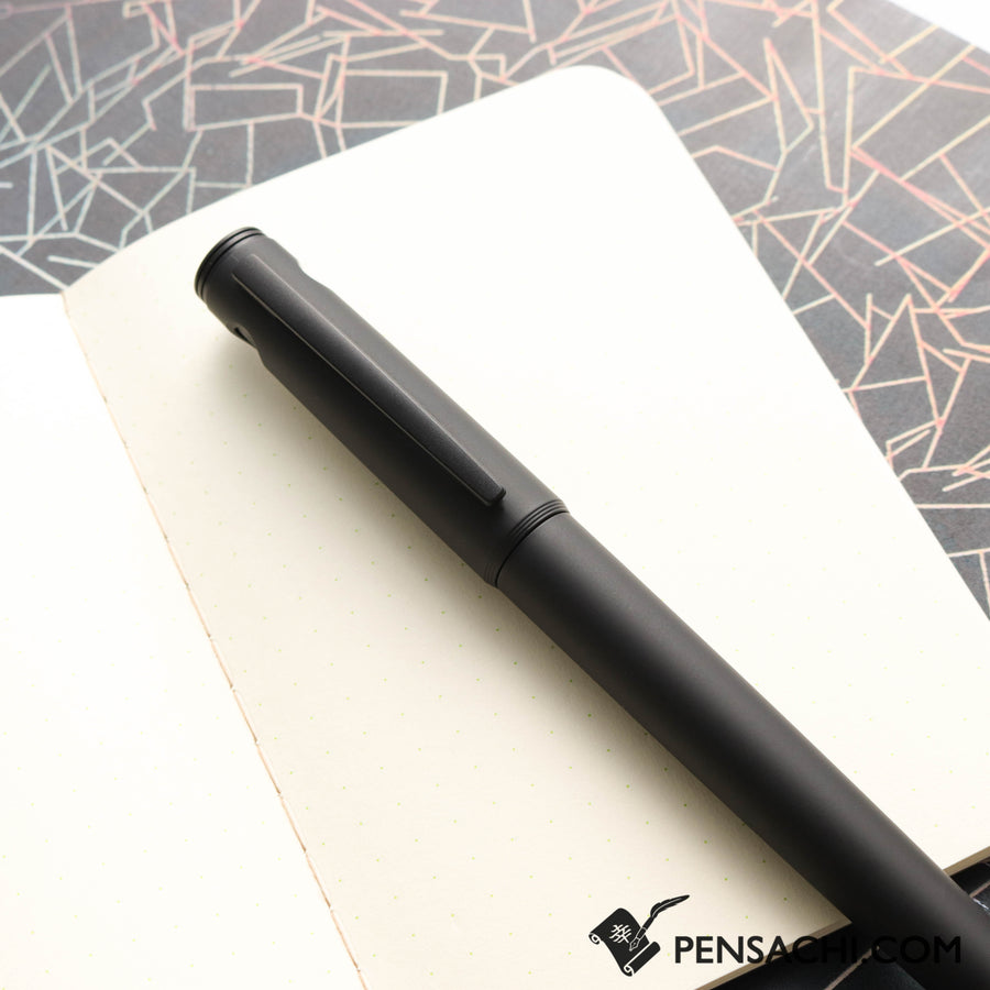 PILOT Lightive Fountain Pen - Matte Black - PenSachi Japanese Limited Fountain Pen