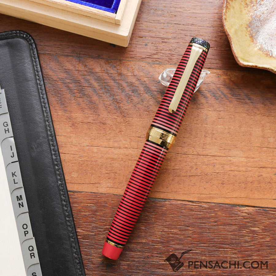 SAILOR Limited Edition Wajima Bijou Fountain Pen - Coral (1st Edition)