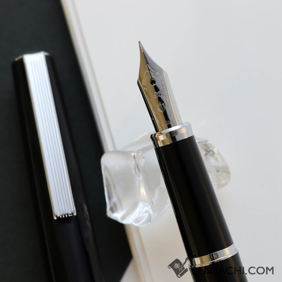 SAILOR Young Profit Fountain Pen - Black Silver