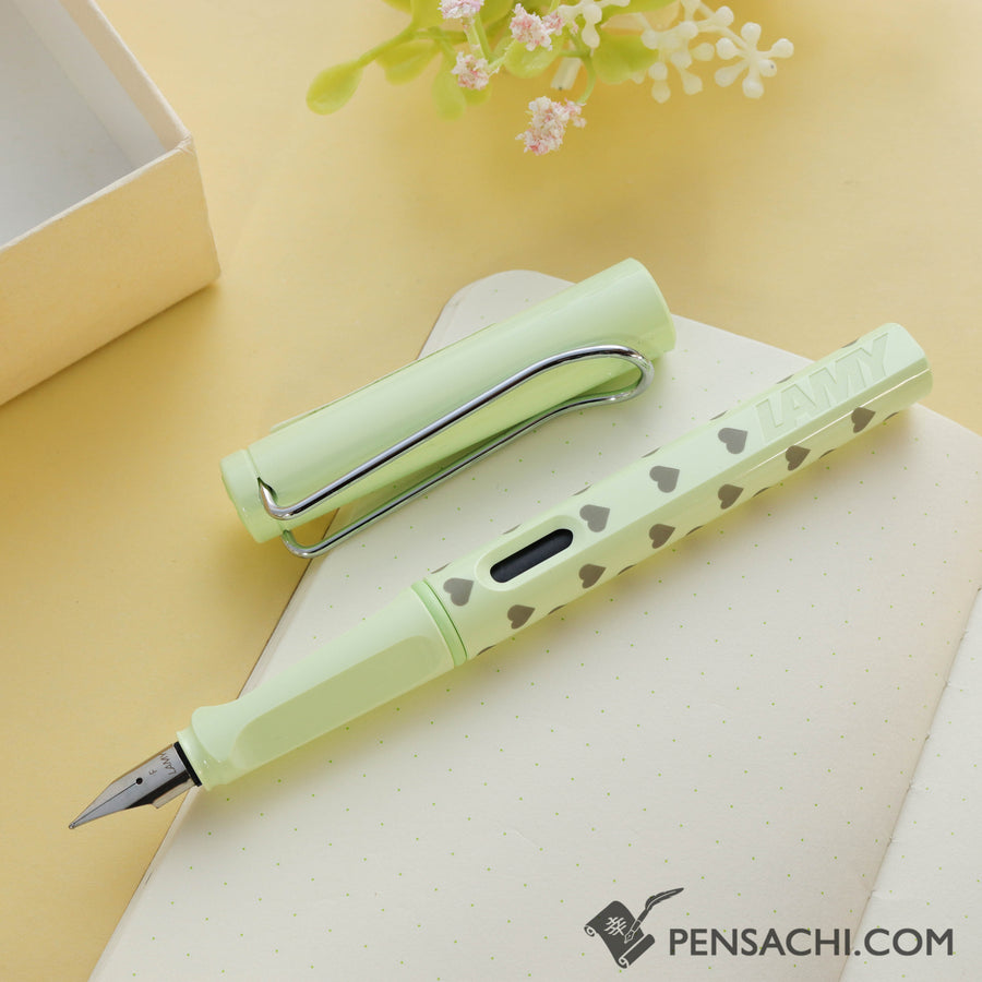 LAMY Safari Special Edition Fountain Pen - Hearts Green