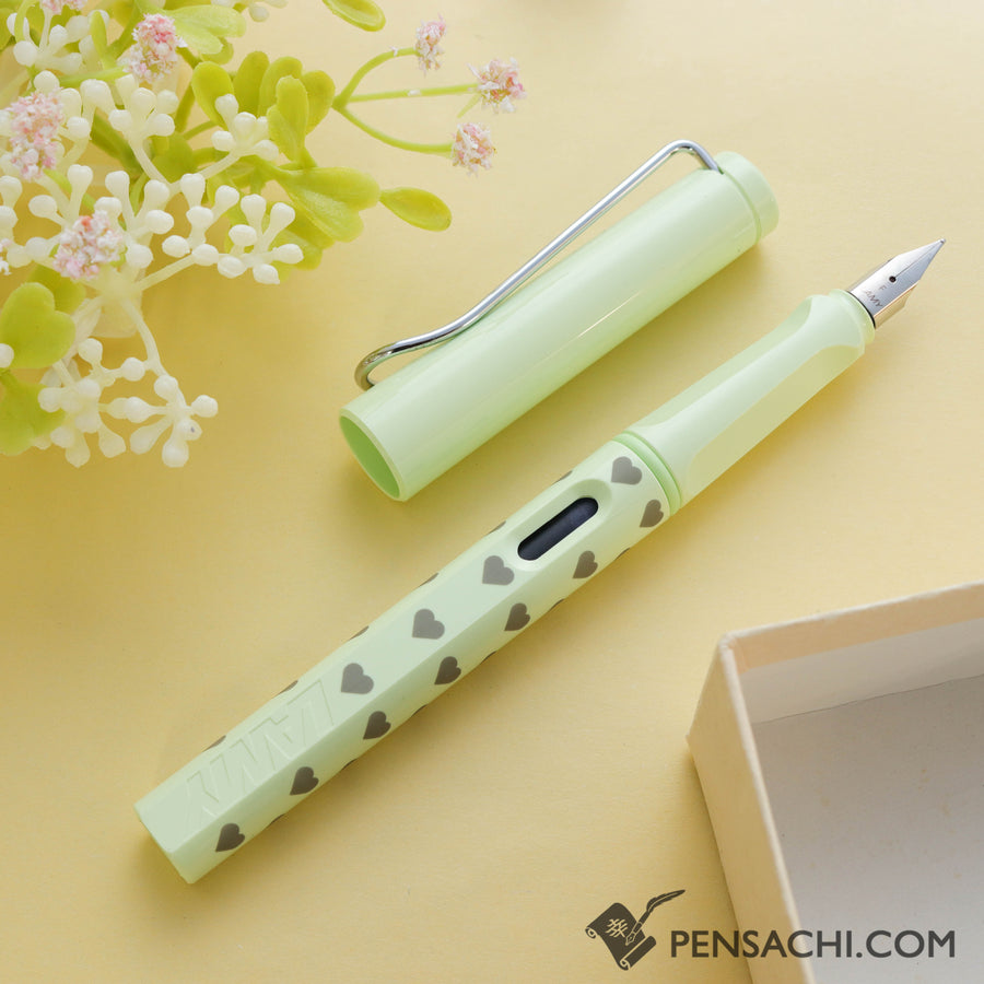 LAMY Safari Special Edition Fountain Pen - Hearts Green