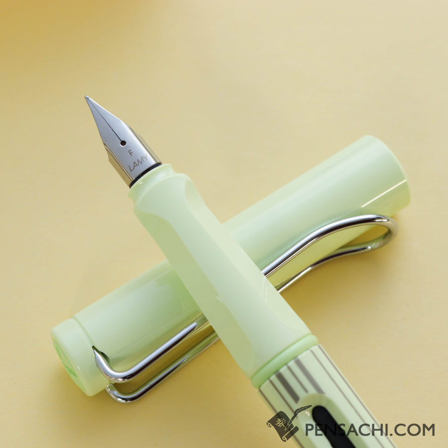 LAMY Safari Special Edition Fountain Pen - Stripes Green