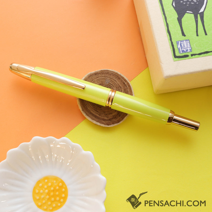 PILOT Limited Edition Vanishing Point Capless Fountain Pen - Yellow