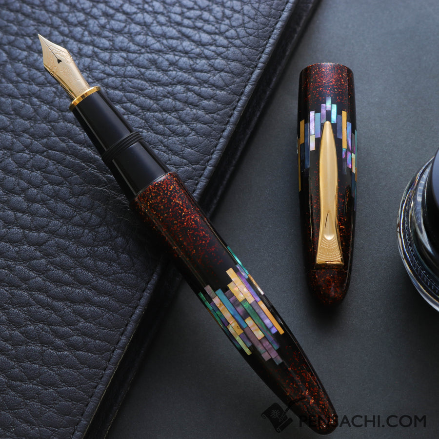 Platinum Izumo Aurora Raden Maki-e Fountain Pen - Aurora Orange