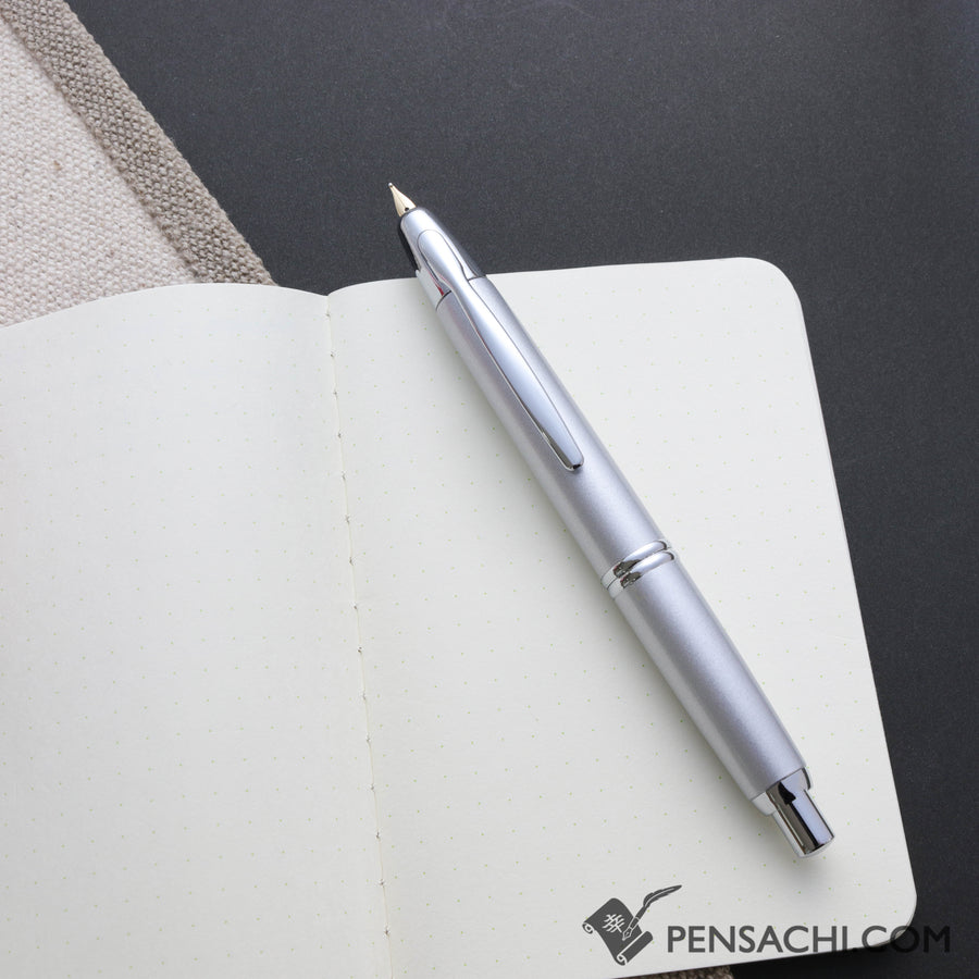 PILOT Limited Edition Vanishing Point Capless - Silver