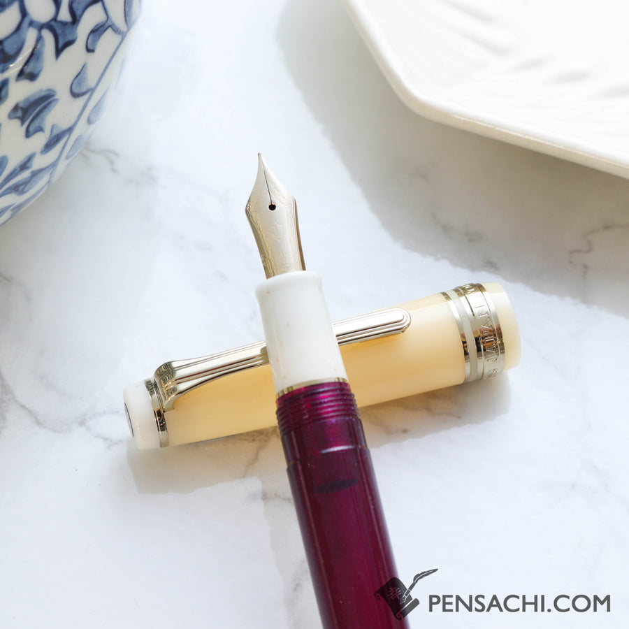 SAILOR Limited Edition Pro Gear Slim Fountain Pen - Scone - PenSachi Japanese Limited Fountain Pen