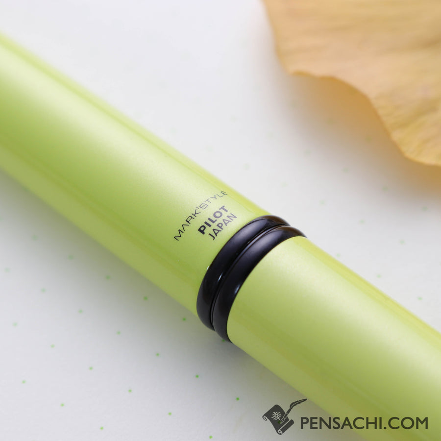 PILOT Limited Edition Vanishing Point Capless Fountain Pen - Black Yellow