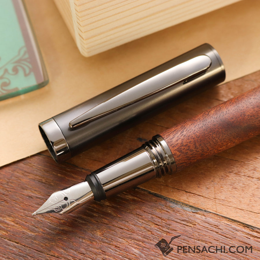 Pen_Saloon Equestrio Fountain Pen