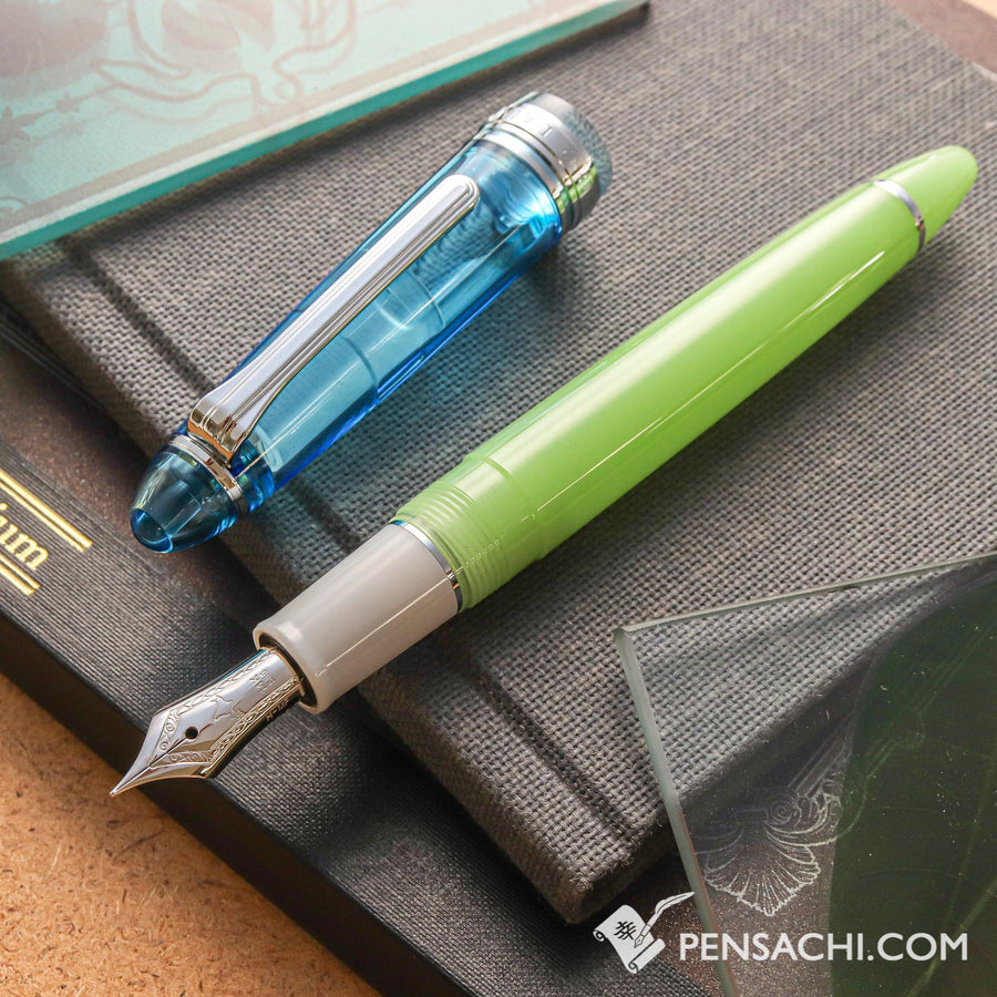 SAILOR Limited Edition 1911 Standard (Mid size) Demonstrator Fountain ...